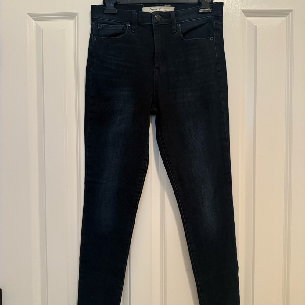 GAP Women's Black Skinny Jeans
